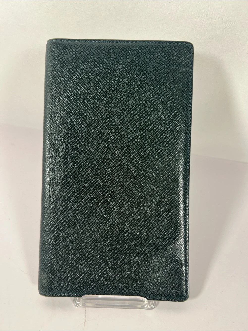 1261: Louis Vuitton Taiga Green Leather Long Wallet Travel Organizer
